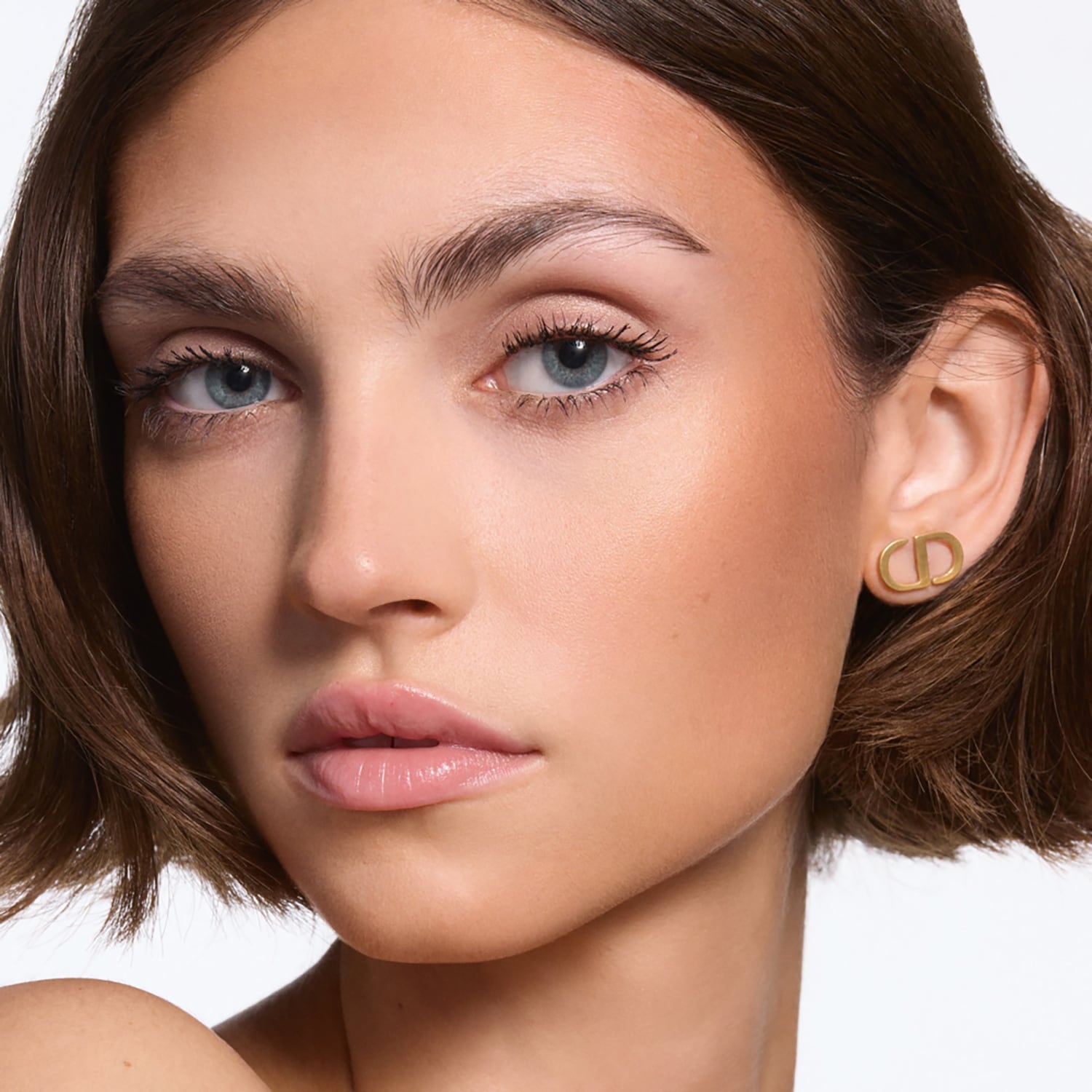 Dior Forever Nude Bronze Bronzer w kamieniu w wersji matowej i rozświetlającej i DIOR SEPHORA