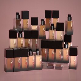 Podkład matujący do twarzy - Faux Filter Luminous Matte