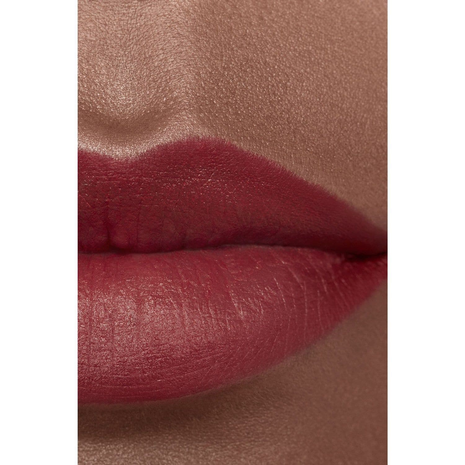 Chanel Rouge Allure Velvet - matowa pomadka do ust ≡ SEPHORA