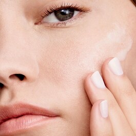 Photo Finish Primer + Moisturizer 2-in-1 - 2 w 1 Baza i krem nawilżający