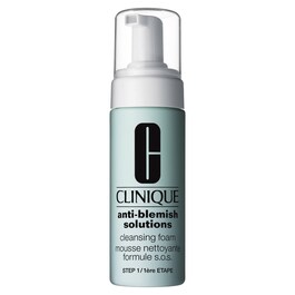 Anti-Blemish Solutions - Antybakteryjna pianka oczyszczająca