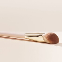 Liquid Touch Foundation Brush - Pędzel do podkładu