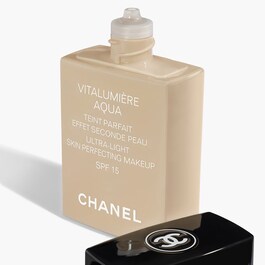 VITALUMIÈRE AQUA - Lekki Podkład Z Spf 15