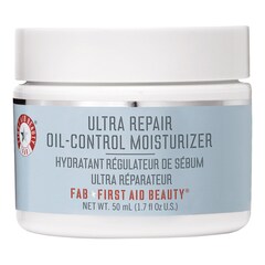 Krem nawilżający przeciw błyszczeniu się cery, FIRST AID BEAUTY