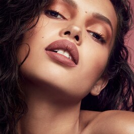 Stunna Lip Paint Longwear Fluid Lip Color - Długotrwała płynna pomadka