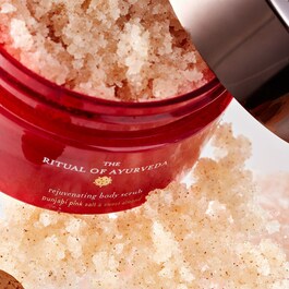 The Ritual of Ayurveda Body Scrub - Peeling do ciała