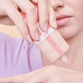 Care Makeup Natural Glow + 10h Foundation - Podkład 