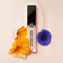 Prisme Libre Skin-Caring Concealer - Korektor pielęgnacyjny