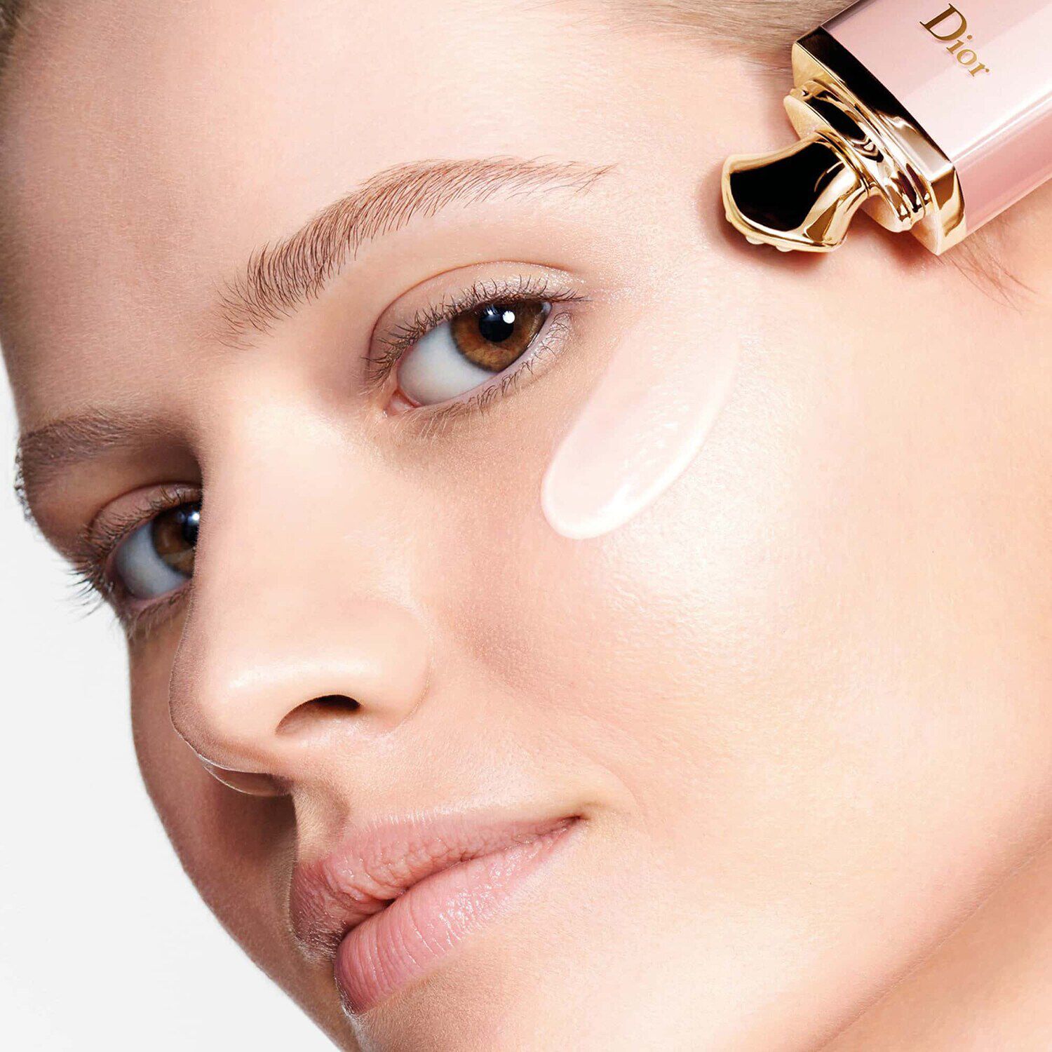 Dior Prestige Le Micro S rum de Rose Yeux Advanced Luksusowe