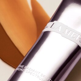The Radiant Skintint SPF 30  - Fluid koloryzujący