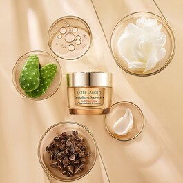 Revitalizing Supreme+ Youth Power Creme Moisturizer - Krem odmładzadzający