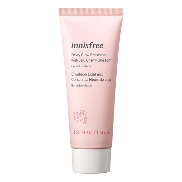 Emulsja rozświetlająca z kwitnącą wiśnią z Jeju, INNISFREE