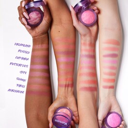 Blush is Life - Róż w kompaktowym pudrze