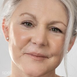 Lip2cheek Glow Quad – Paleta z różem do ust i policzków i rozświetlaczem