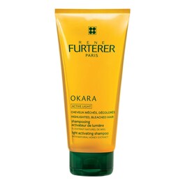 Okara active light szampon nadający blask włosom blond, z pasemkami