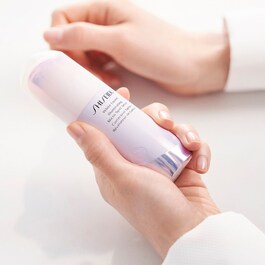 WHITE LUCENT ILLUMINATING MICRO-SPOT SERUM - Serum