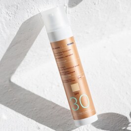 RED GRAPE - Koloryzujący krem ochronny do twarzy SPF30
