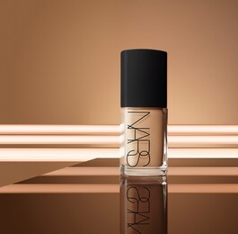 Sheer Glow Foundation - Transparentny podkład