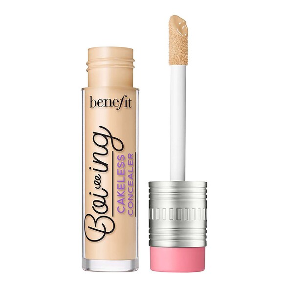 Boiing Cakeless - Mocno Kryjący Korektor Do Twarzy, BENEFIT COSMETICS