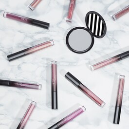 Demi Matte - Pomadka do ust