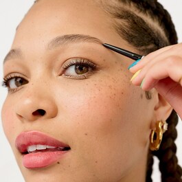Precisely, My Brow - Ultraprecyzyjna kredka definiująca brwi