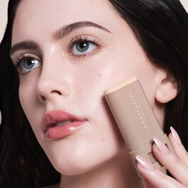 Beauty Balm - Podkład do twarzy z serum