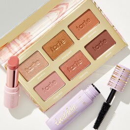 Make Sparks Fly Must-Haves Collection - Zestaw do makijażu