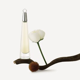 L'Eau D'Issey - świeża kwiatowo-wodna woda perfumowana do uzupełniania