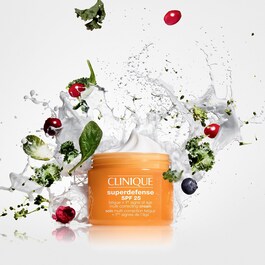 Superdefense SPF 25 - Krem nawilżający 