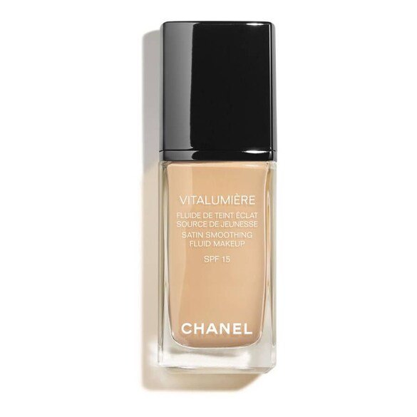 VITALUMIÈRE - Satynowy podkład z SPF15, CHANEL
