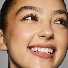 HELLA THICC VOLUMIZING MASCARA - Zagęszczający Pogrubiający tusz do rzęs 