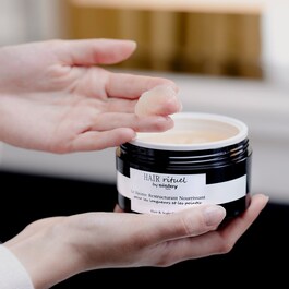 Restructuring Nourishing Balm for hair lengths and ends - Balsam do włosów