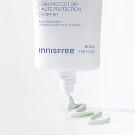 Daily UV Defense Mineral Sunscreen SPF50 - Ochrona przeciwsłoneczna UVA / UVB