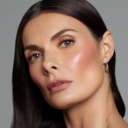 Color Fuse Longwear Glassy Lip + Cheek Balm Blush Stick - Róż w kremie