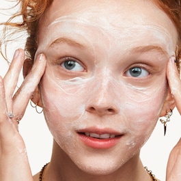 Vegan Milk Moisturizing Cleanser - Żel oczyszczający 
