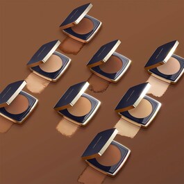Double Wear Stay-in-Place Matte Powder Foundation SPF 10 - Podkład