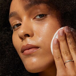 Mandelic Acid + Superfood Unity Exfoliant – Tonik złuszczający do twarzy