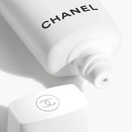UV ESSENTIEL - Kompleksowa Ochrona Uv – Spf 50