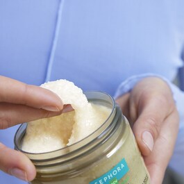 Peeling skóry głowy - oczyszcza i nawilża