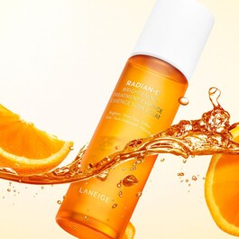 Radian-C Brightening Treatment Essence - Esencja pielęgnacyjna