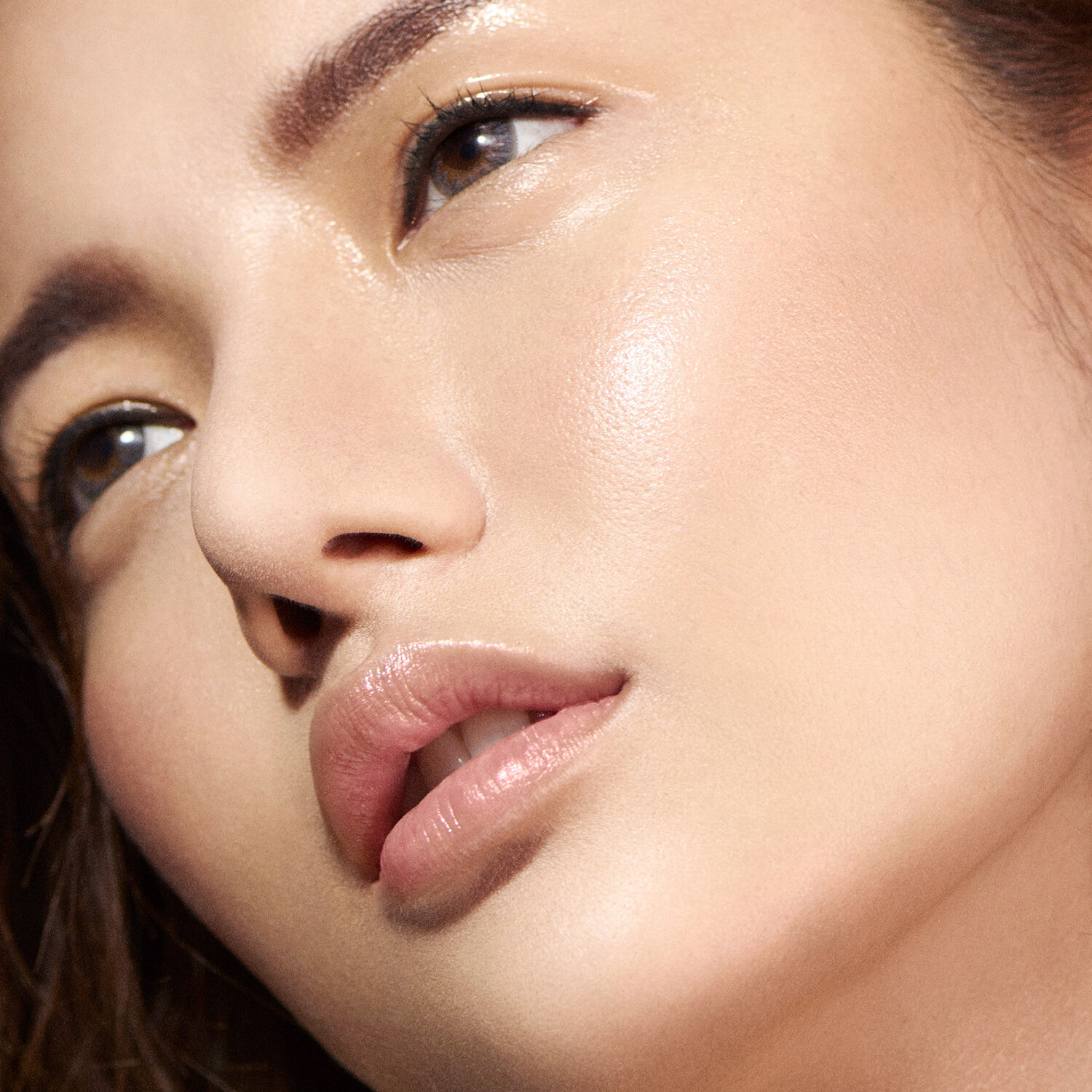 Ysl touche eclat foundation all in one glow 2025