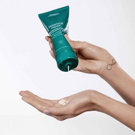 Botanical Repair™ Strengthening Conditioner - Odżywka Regenerująca