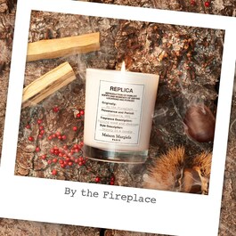 Replica By The Fireplace Candle - Świeca zapachowa