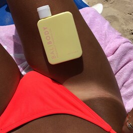 Olejek do opalania z ekstraktem z ananasa SPF6