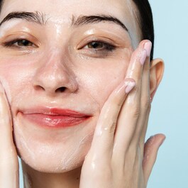 2-in-1 Cleansing Oil + Makeup remover – Olejek do demakijażu 2 w 1