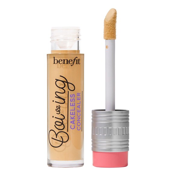 Boiing Cakeless - Mocno Kryjący Korektor Do Twarzy, BENEFIT COSMETICS