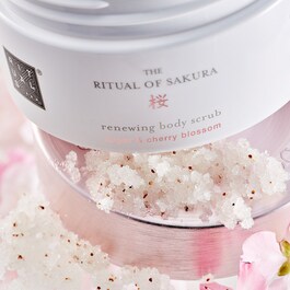 The Ritual of Sakura Body Scrub - Peeling do ciała