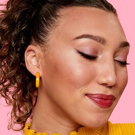 Roller Liner - Idealnie matowy eyeliner w płynie