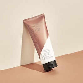 Gradual Tan Tinted - Ujędrniający balsam po opalaniu