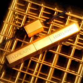Empowered Legit Lashes Volume – Mascara 2 w 1